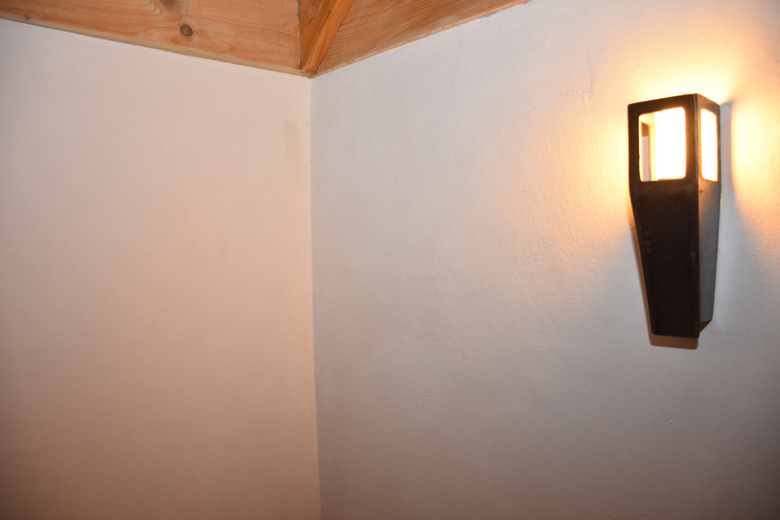 Kachelofen professionell restaurieren lassen - Fredi Mathys Kachelofen