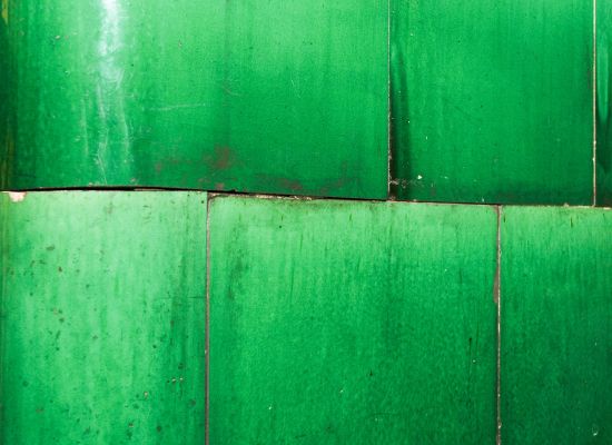 KACHELOFEN MIT BEMALTEN SIMSEN