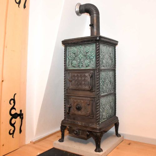 Zimmerofen Jugendstil Seuzach