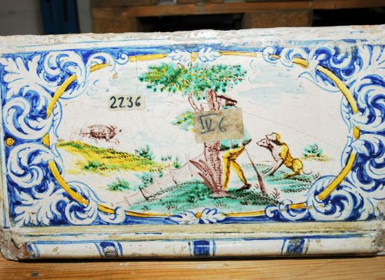 TURMOFEN POLYCHROM BEMALT