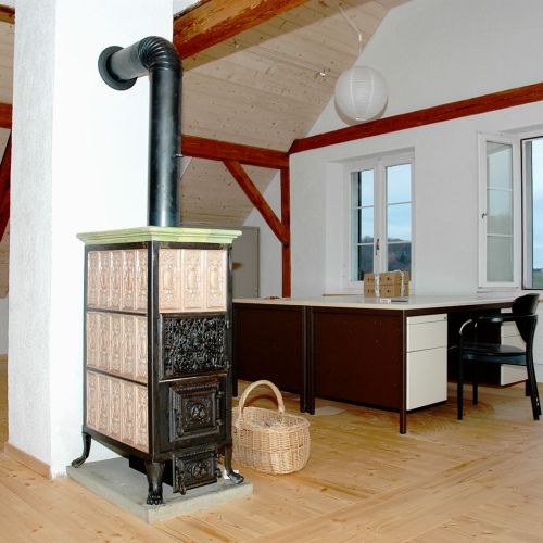 Antik Zimmerofen, Buch Am Irchel