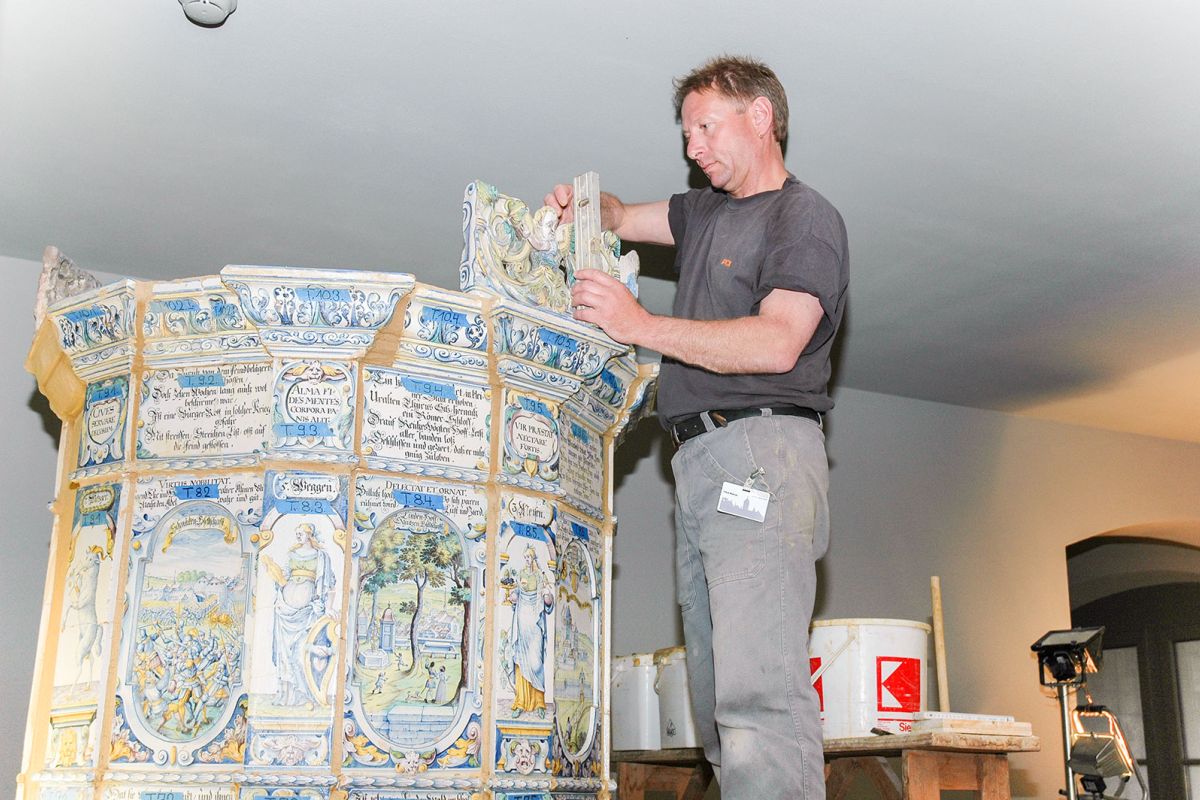 Kachelofen Restaurieren